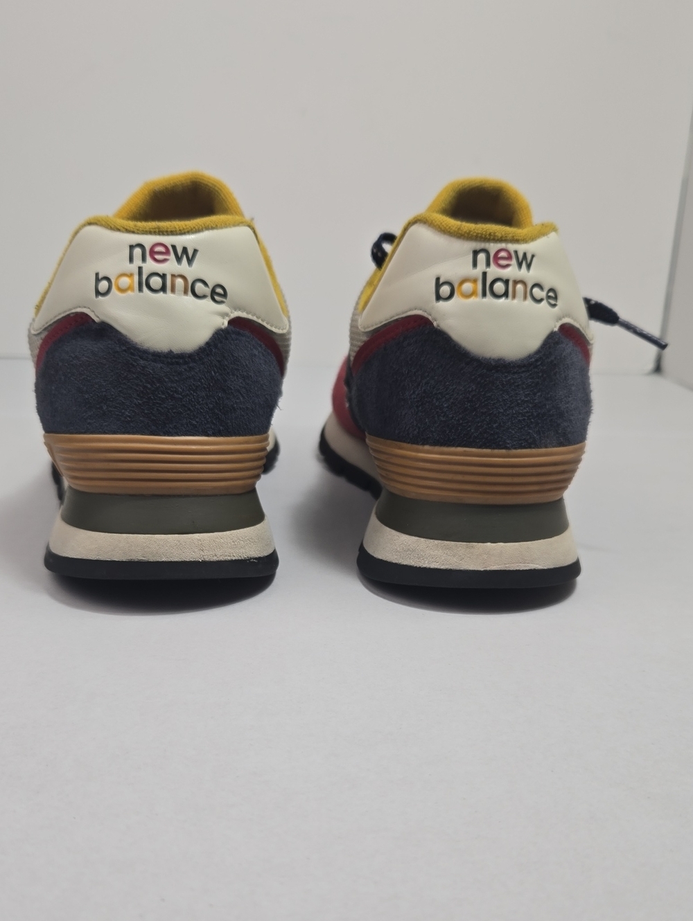 Size 10.5 - New Balance 574 Multicolor Running Workout Gym Men Sneaker - Picture 4 of 9